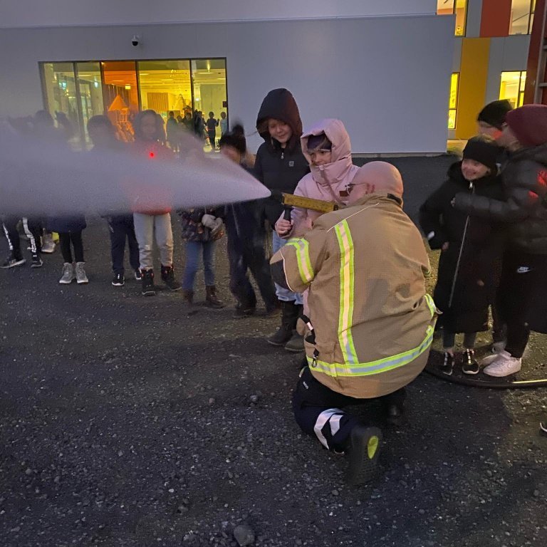 259797481_322720756024286_3971638629990503249_n