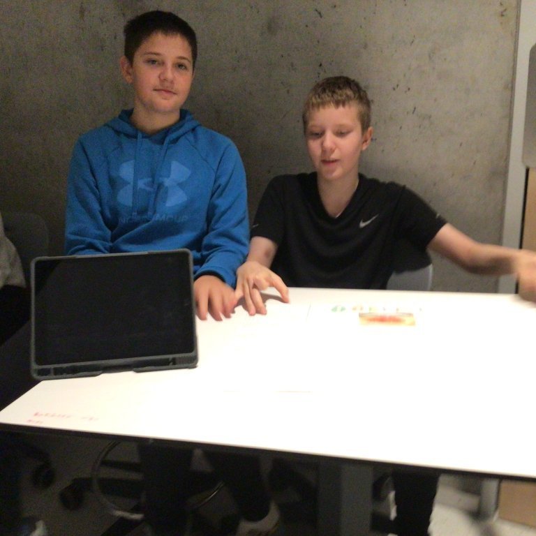 20241108_100816085_ios