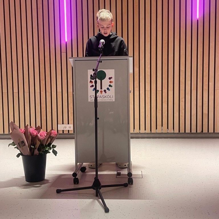 331909875_1364895300962150_5398628848394000322_n