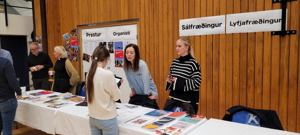 8. og 10. bekkur á starfsgreinakynningu Suðurnesja