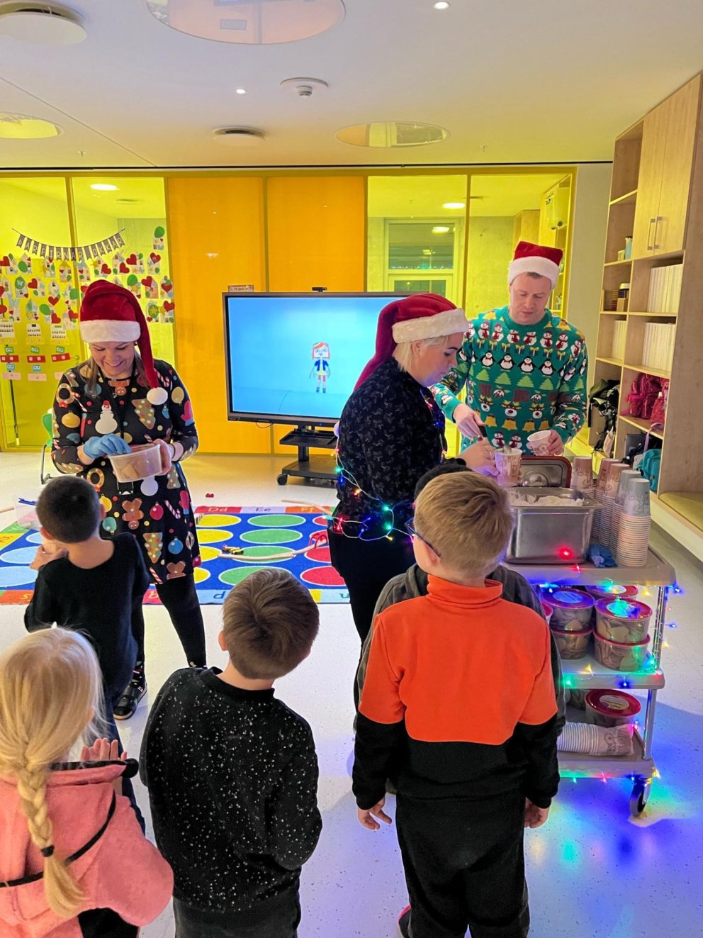 Heitt kakó og piparkökur