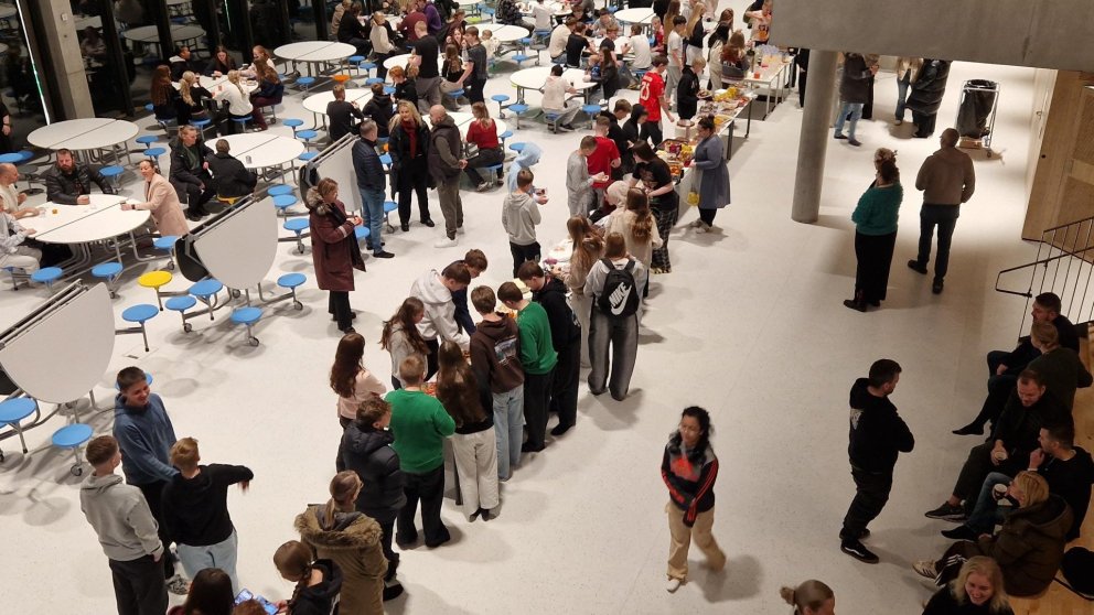 Jóla pálínuboð á unglingastigi.