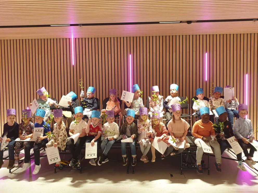 Hátíðarstund á sal - útskrift árgangs 2016