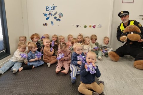 Krissi lögga kom með Blæ