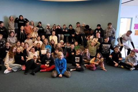 Nemendur Stapaskóla söfnuðu fyrir Unicef á aðventunni