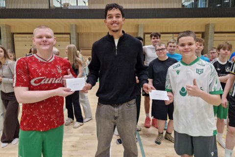 Látum gott af okkur leiða um jólin