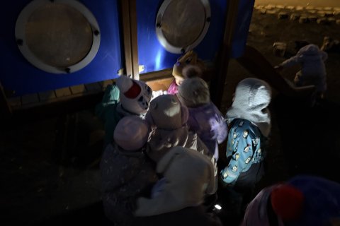 Ævintýralegur vasaljósadagur: Ljós í myrkri og mikil gleði